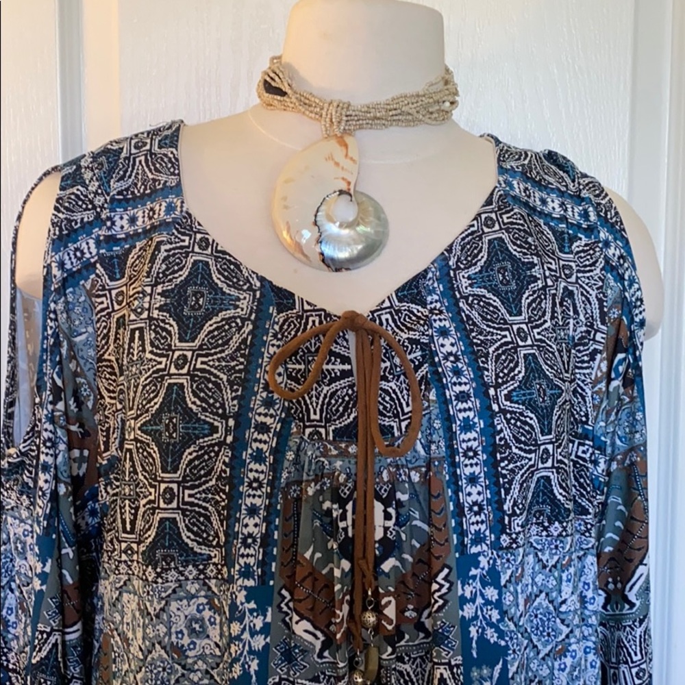 Style & Co Cold shoulder top NWOT - Picture 2 of 9